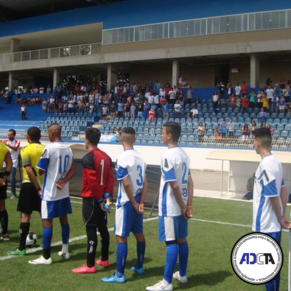 ADCCTA Escolinha de Futebol de Campo